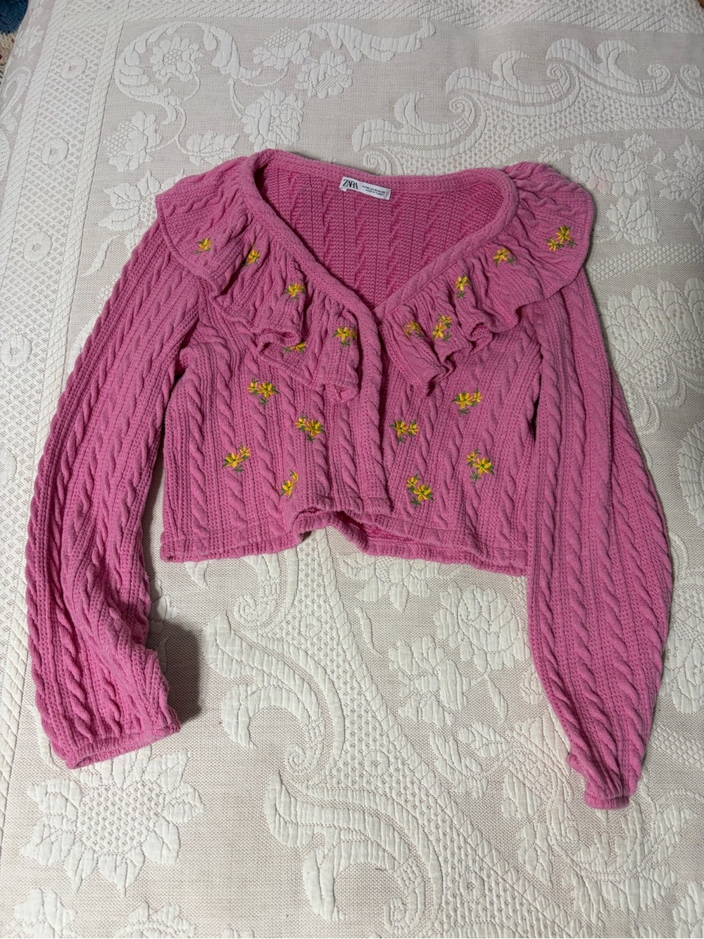 Zara Pink Cable-Knit Ruffle Cropped Sweater with Floral Embroidery SO PRETTY szM